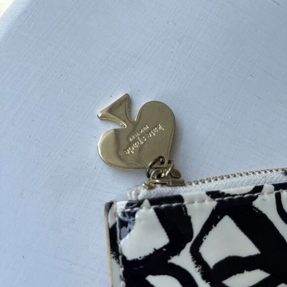 Kate Spade Eyeglass Print Zip Pouch Clutch Patent Leather Look 8.5"x5.25" - Picture 4 of 11